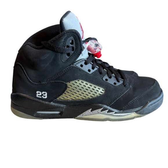 RARE Jordan Retro 5 Black Metallic Colorway - 2006 Release - Size 5.5 Youth - Picture 3 of 7